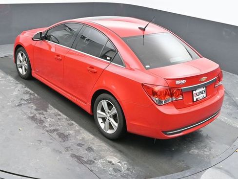 Used 2014 Chevrolet Cruze LT w/ RS Package image 39