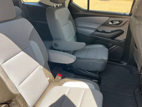 Used 2020 Chevrolet Traverse LT AWD/4WD image 15