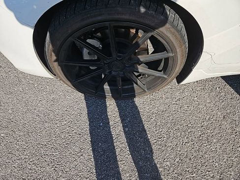 Used 2018 INFINITI Q50 Luxe w/ Essential Package (3.0T Luxe) image 13