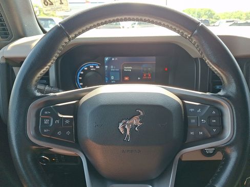 Used 2023 Ford Bronco Wildtrak AWD/4WD image 20