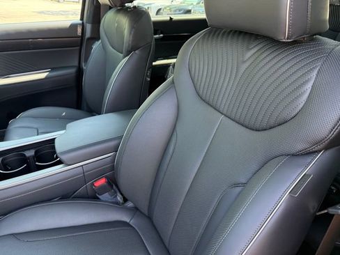 New 2025 Hyundai Palisade Calligraphy image 21