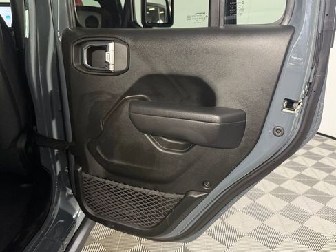 Used 2025 Jeep Wrangler Willys 4xe image 31