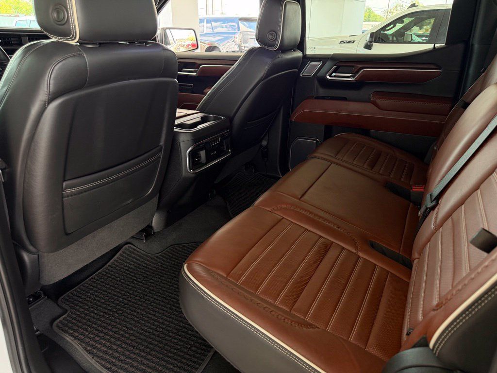 Used 2023 GMC Sierra 1500 Denali Ultimate AWD/4WD image 15