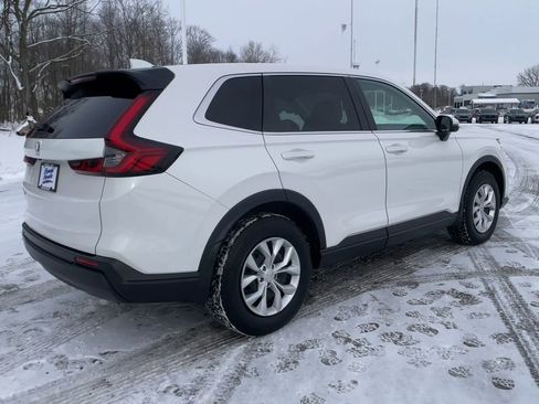 Certified 2025 Honda CR-V LX image 9