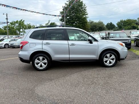 Used 2014 Subaru Forester 2.5i Touring AWD/4WD image 6