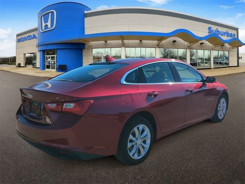 Used 2024 Chevrolet Malibu LT image 8