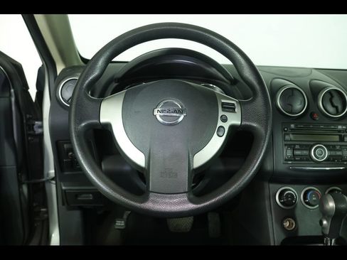 Used 2013 Nissan Rogue S AWD/4WD image 15
