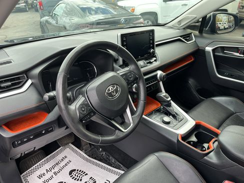 Used 2019 Toyota RAV4 Adventure w/ Cold Weather Package image 12