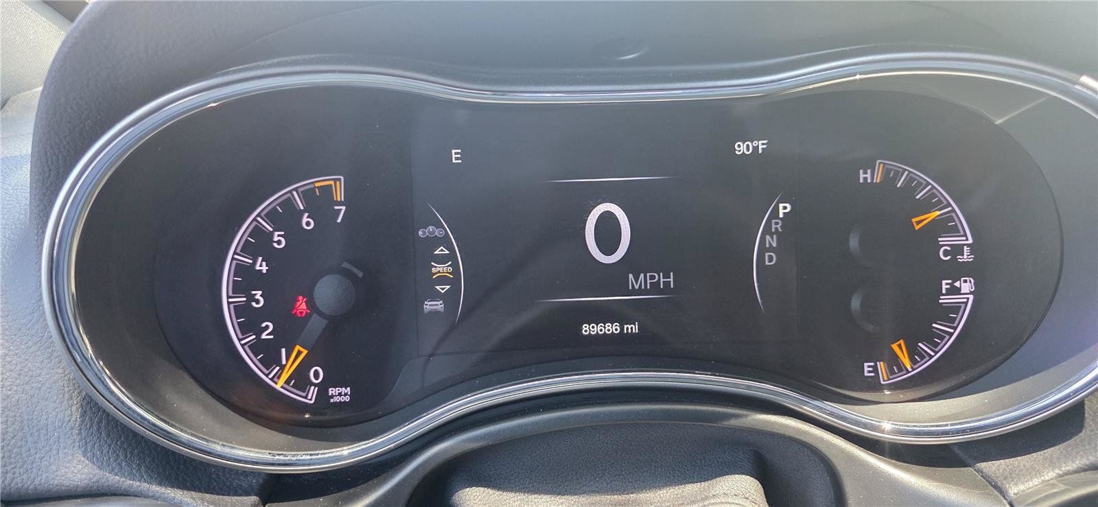 Used 2019 Jeep Grand Cherokee Altitude AWD/4WD image 19