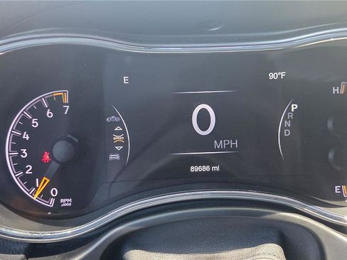 Used 2019 Jeep Grand Cherokee Altitude AWD/4WD image 19