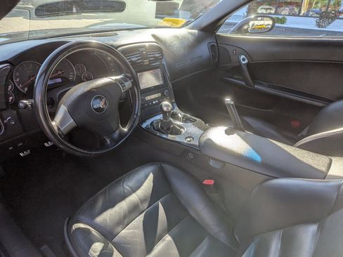 Used 2005 Chevrolet Corvette Coupe w/ Preferred Equipment Group image 13