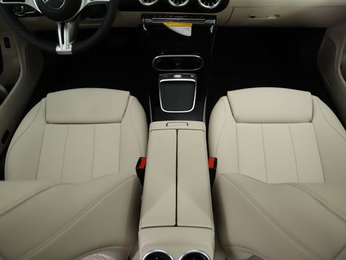 New 2026 Mercedes-Benz CLA 250 image 17