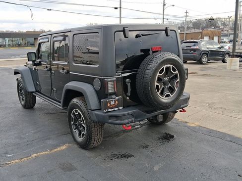 Used 2015 Jeep Wrangler Unlimited Rubicon image 5