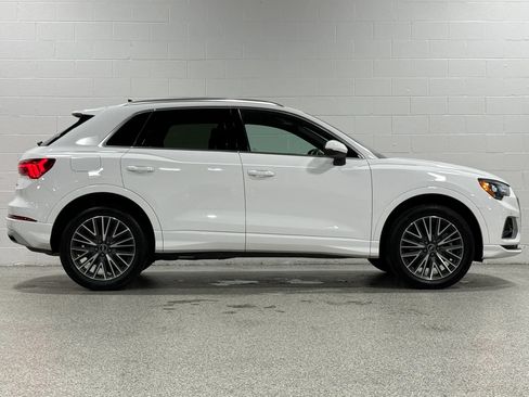 Used 2021 Audi Q3 2.0T Premium AWD/4WD image 5