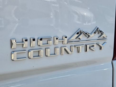 Used 2021 Chevrolet Silverado 2500 High Country AWD/4WD image 8