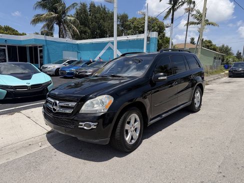 Used 2008 Mercedes-Benz GL 450 4MATIC image 2