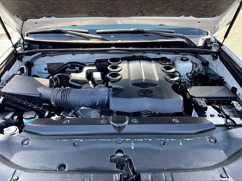 Used 2024 Toyota 4Runner SR5 Premium image 51