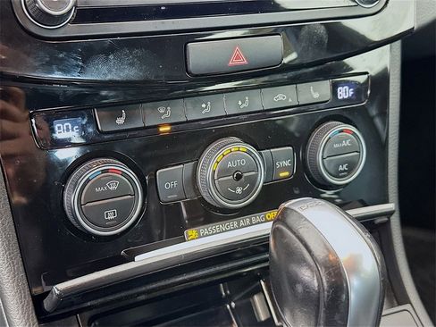 Used 2017 Volkswagen CC R-Line Executive image 15