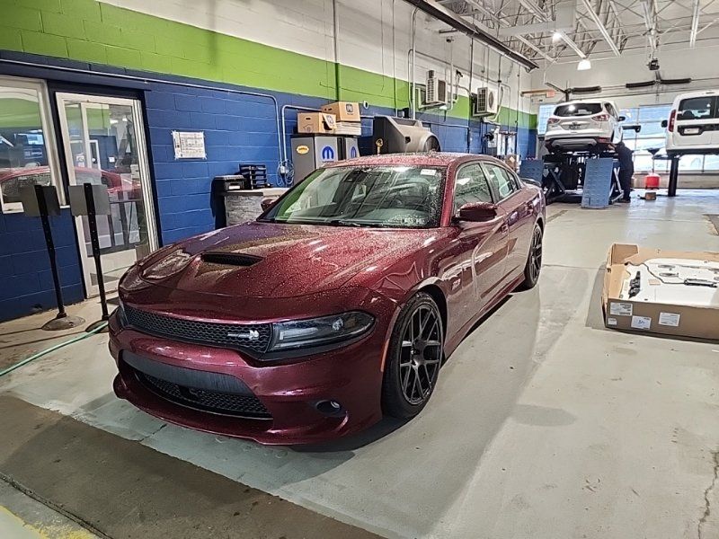 Used 2017 Dodge Charger R/T Scat Pack w/ Technology Group RWD image 3