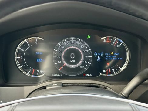 Used 2019 Cadillac Escalade Platinum AWD/4WD image 11