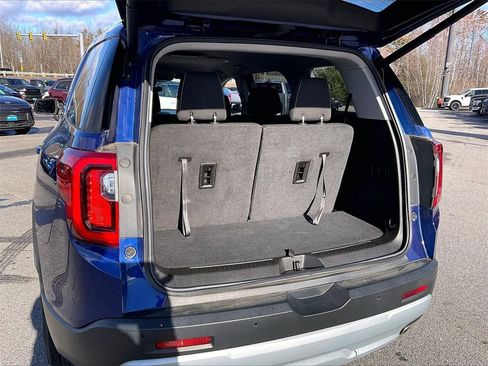 Used 2023 GMC Acadia SLE w/ Driver Convenience Package image 35