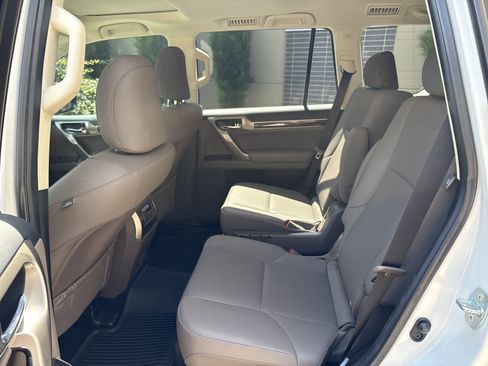 Used 2020 Lexus GX 460 Premium AWD/4WD image 31