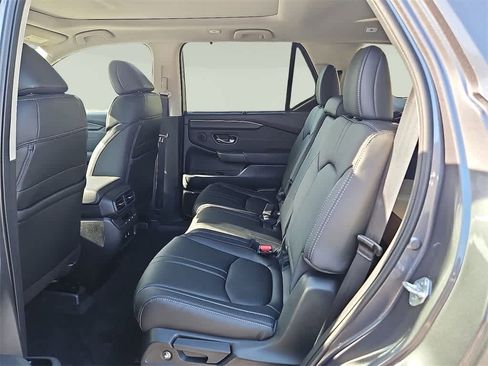 New 2026 Honda Pilot Touring image 6