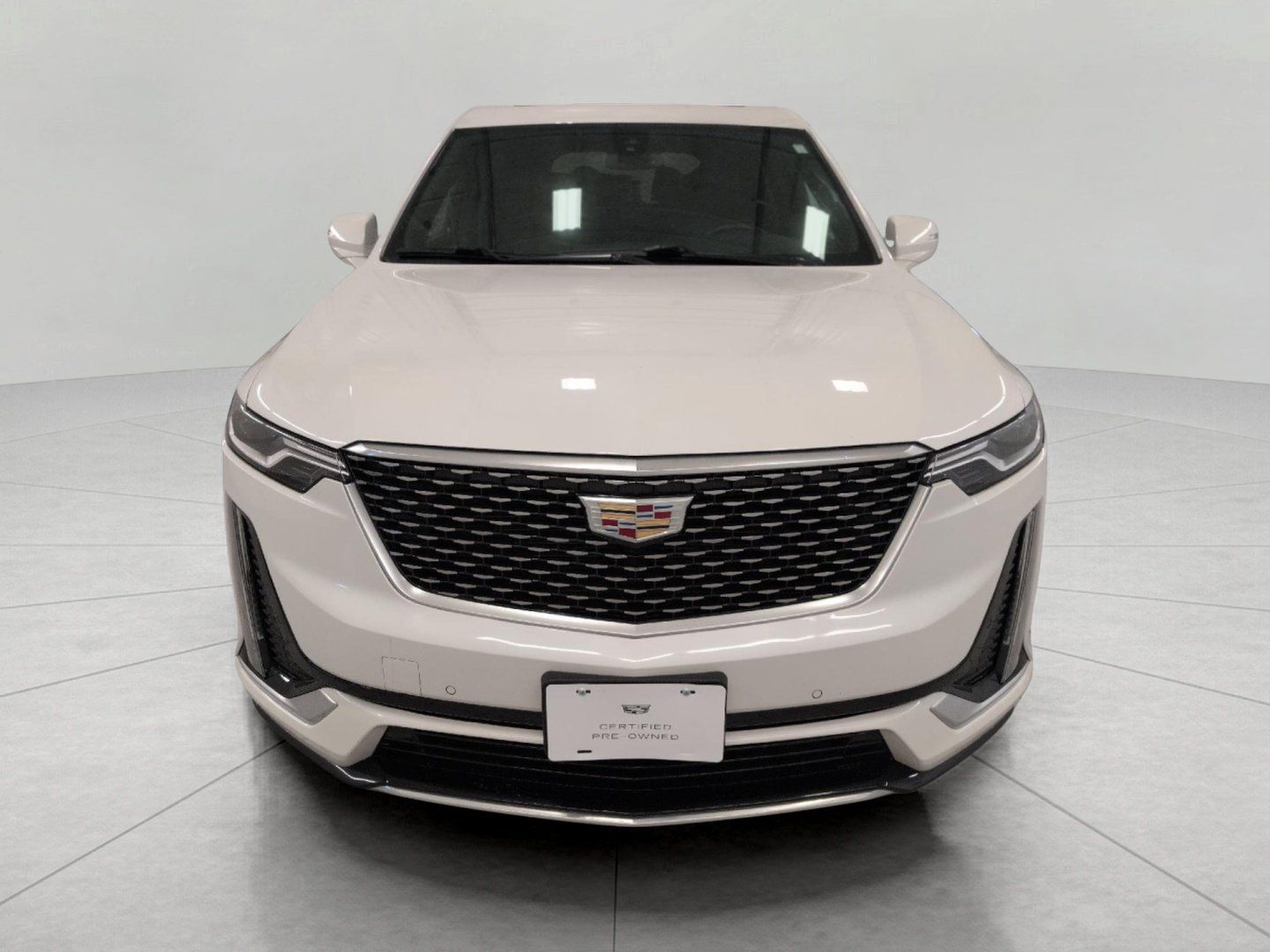 Certified 2024 Cadillac XT6 Luxury w/ LPO, Floor Liner Package AWD/4WD image 13