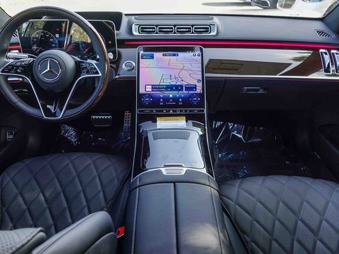 New 2026 Mercedes-Benz S 580 4MATIC Sedan image 11