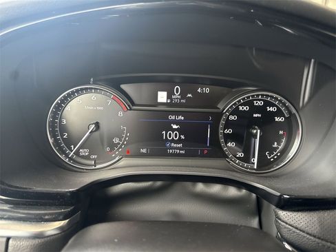 Certified 2025 Cadillac XT5 Premium Luxury image 11