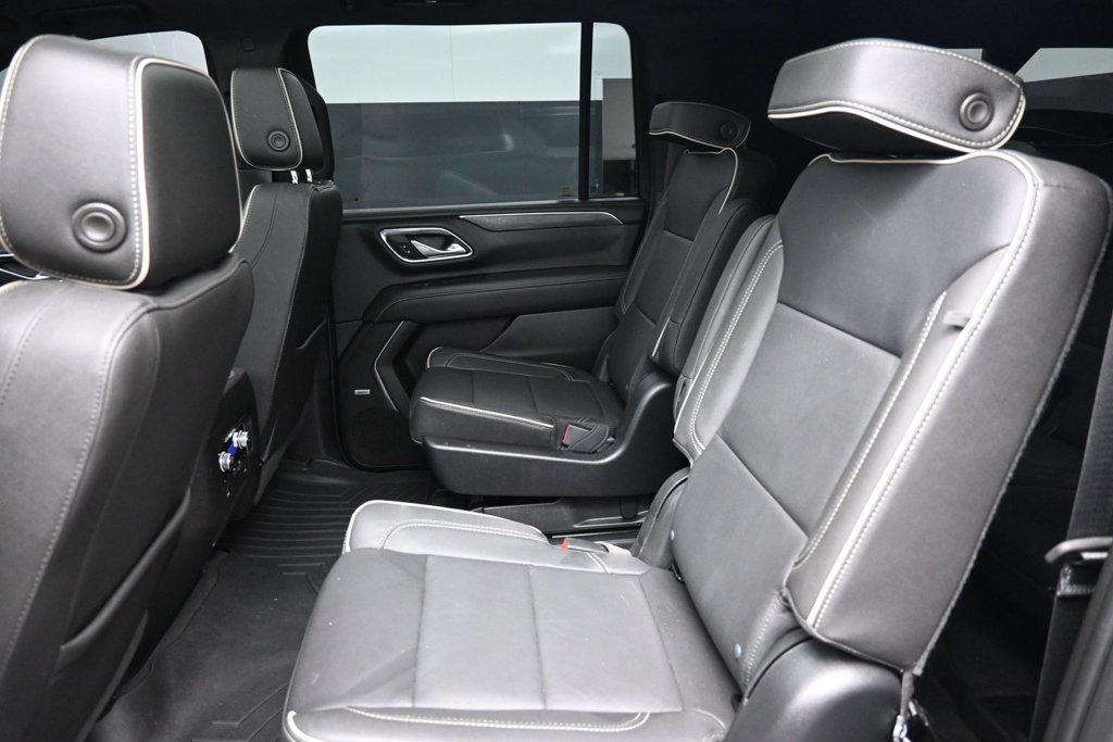 Used 2022 GMC Yukon XL SLT w/ SLT Premium Package AWD/4WD image 22