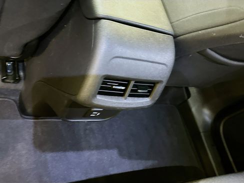 Used 2021 Chevrolet Equinox LT w/ LPO, Cargo Package image 28