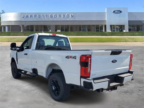 Used 2025 Ford F250 XL w/ STX Appearance Package image 3