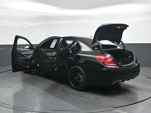 Used 2018 Mercedes-Benz C 300 4MATIC Sedan image 52