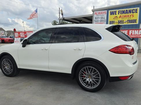 Used 2011 Porsche Cayenne Turbo AWD/4WD image 44