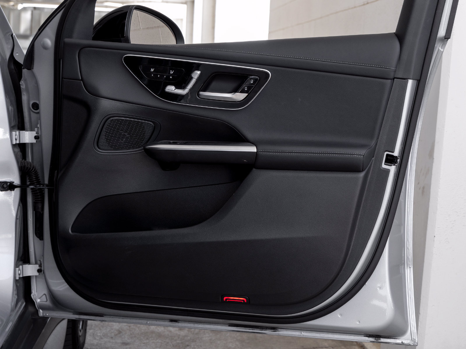 Certified 2026 Mercedes-Benz GLC 300 image 27