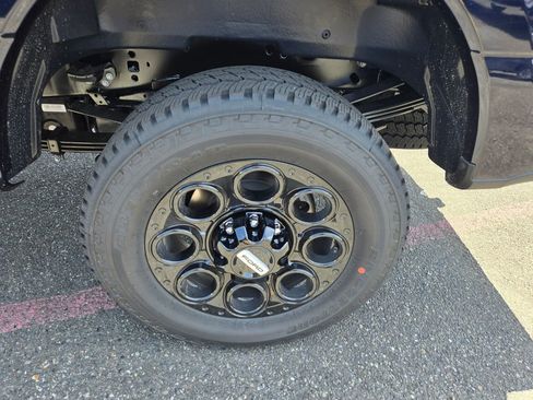 New 2025 Ford F350 Lariat w/ Lariat Ultimate Package image 9