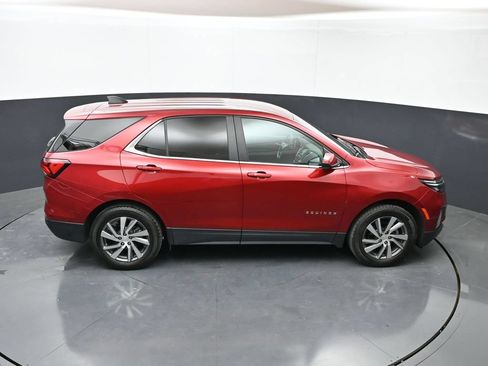 Used 2024 Chevrolet Equinox LT w/ LPO, Floor Liner Package FWD image 39