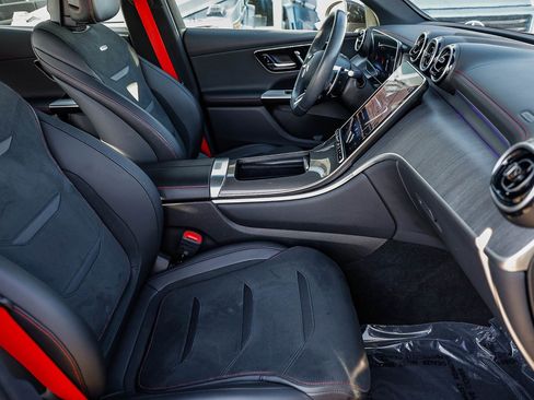 Certified 2024 Mercedes-Benz GLC 43 AMG 4MATIC image 17