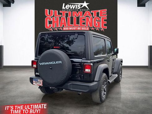 Used 2024 Jeep Wrangler Sport S image 4