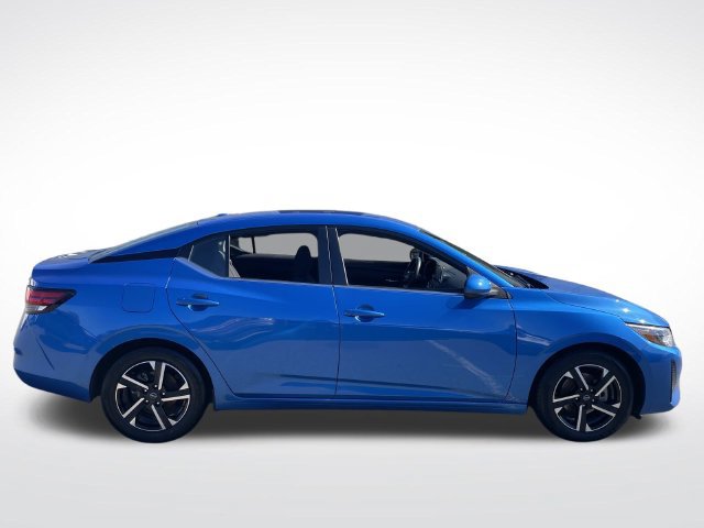 Used 2024 Nissan Sentra SV FWD image 9