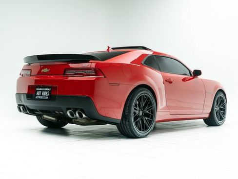 Used 2014 Chevrolet Camaro SS w/ RS Package image 11