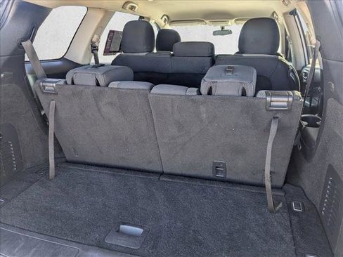 Used 2019 Nissan Pathfinder S image 7