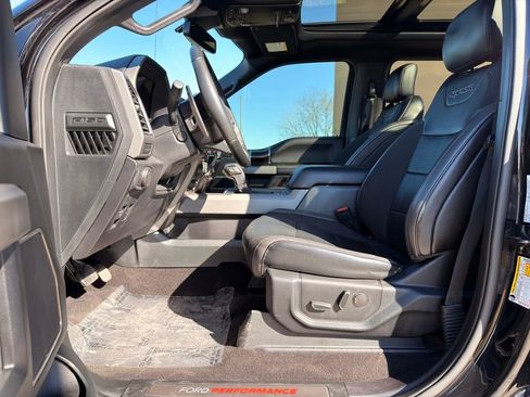 Used 2019 Ford F150 Raptor w/ Equipment Group 802A Luxury image 10