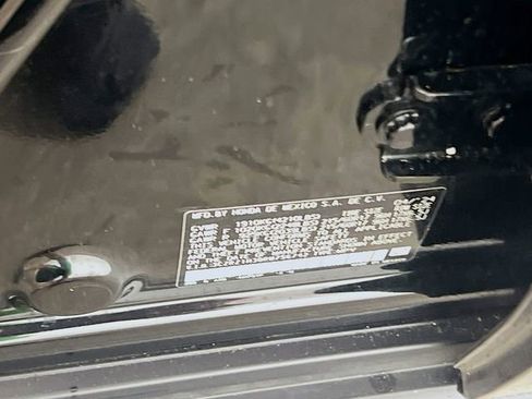 Certified 2024 Honda HR-V LX image 25