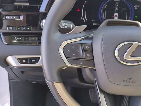 Used 2024 Lexus RX 350 w/ Convenience Package image 19