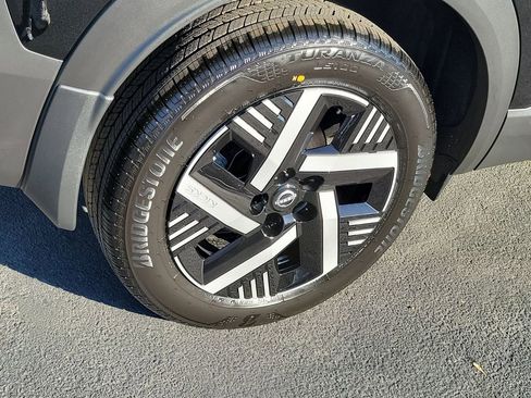 New 2026 Nissan Kicks SV FWD image 3