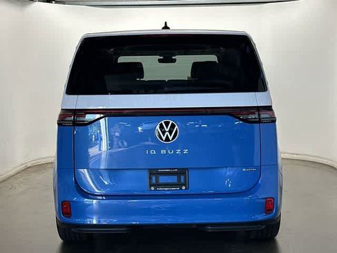 New 2025 Volkswagen ID. Buzz Pro S Plus image 4