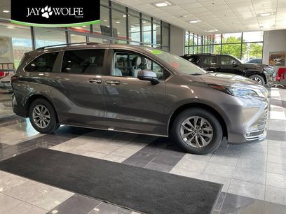 Certified 2024 Toyota Sienna XLE