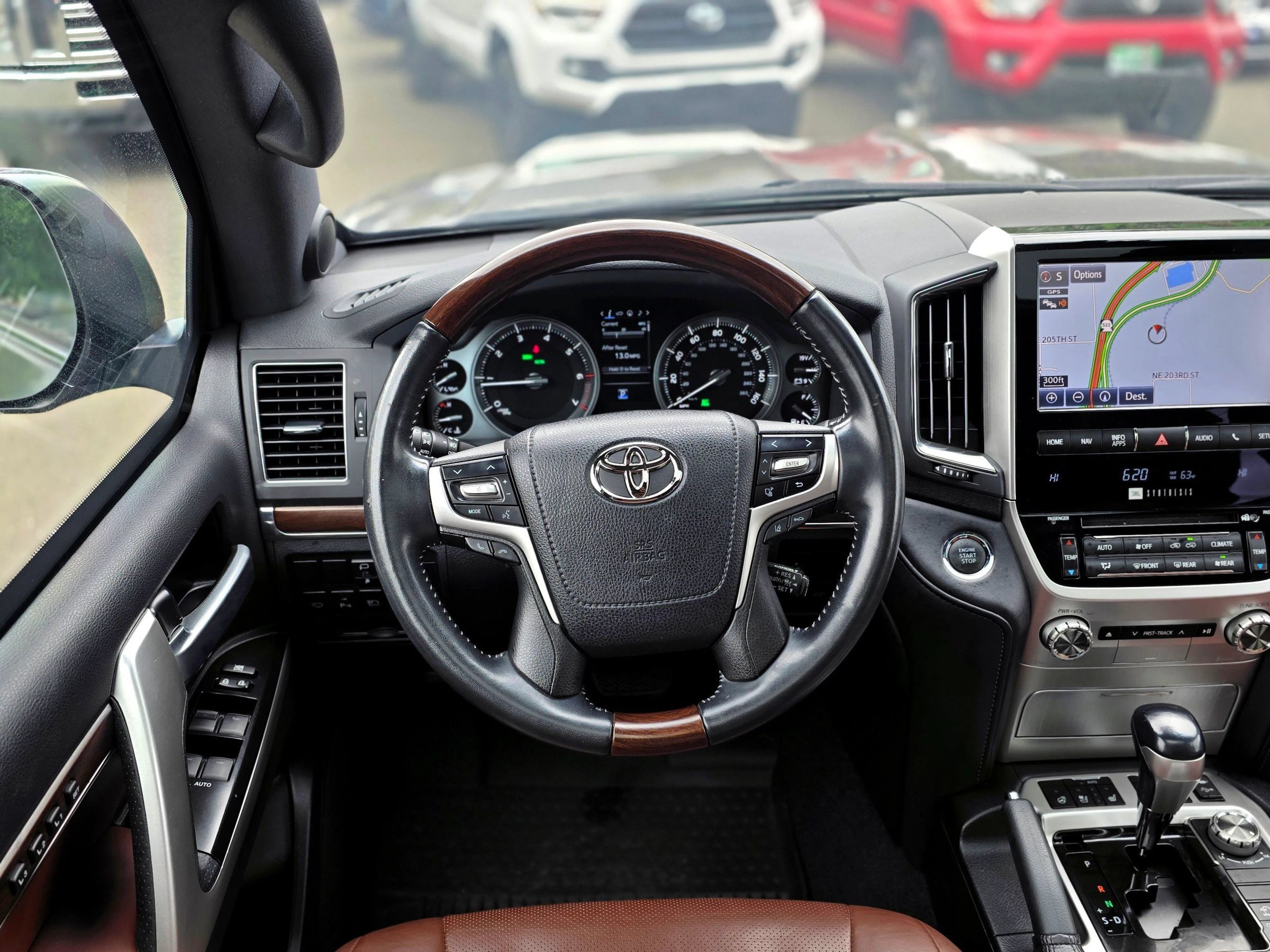 Used 2018 Toyota Land Cruiser w/ Carpet Mat Package AWD/4WD image 12